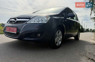 Минивэн Opel Zafira 2008 в Борисполе