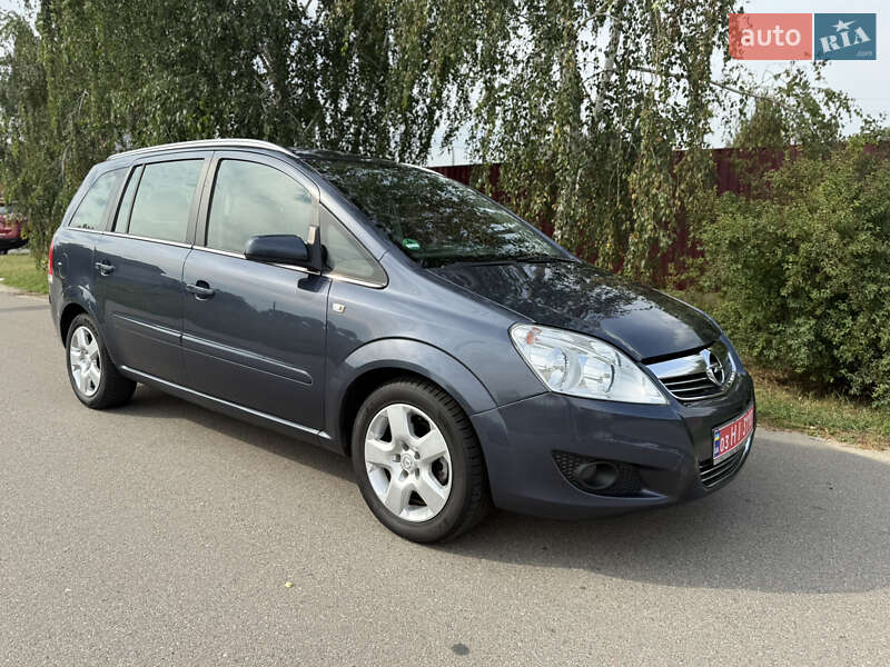 Мінівен Opel Zafira 2008 в Борисполі