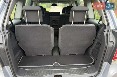 Минивэн Opel Zafira 2008 в 