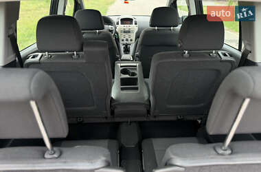 Минивэн Opel Zafira 2008 в 