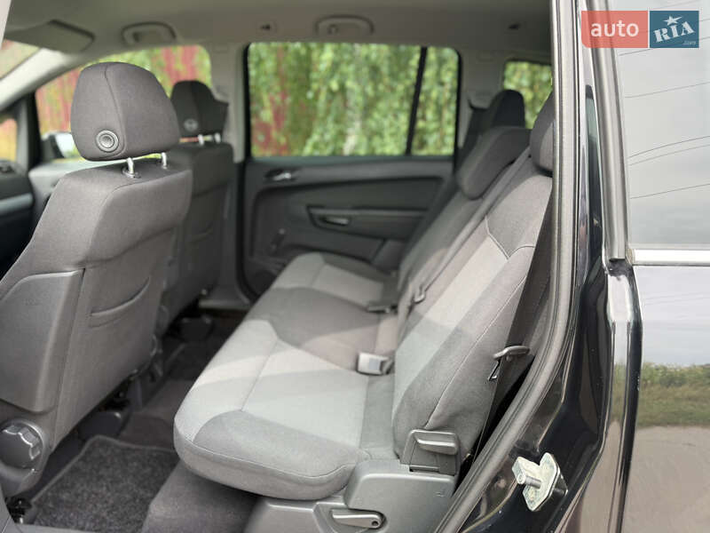 Минивэн Opel Zafira 2008 в Борисполе