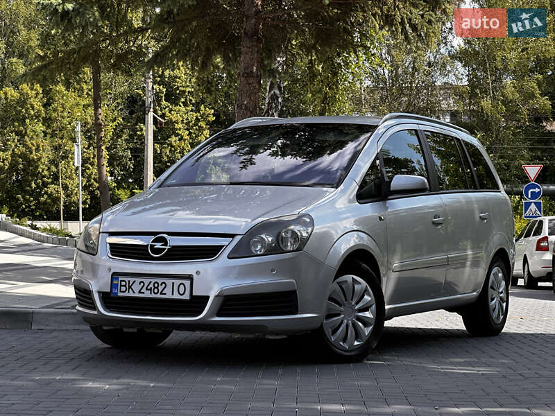 Opel Zafira 2006