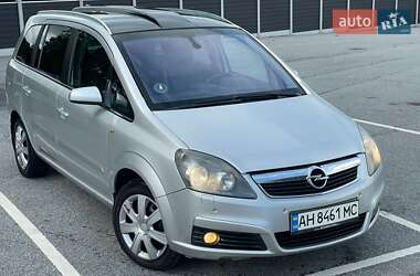 Мінівен Opel Zafira 2007 в Києві