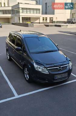Минивэн Opel Zafira 2012 в Луцке