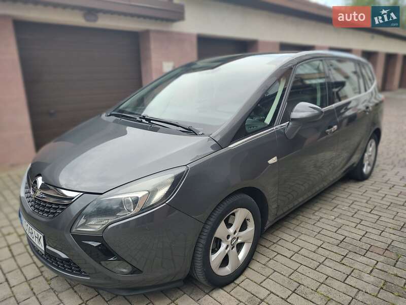 Opel Zafira 2011
