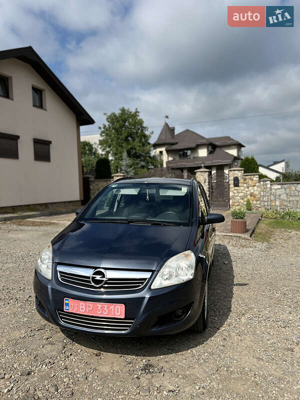Opel Zafira 2008