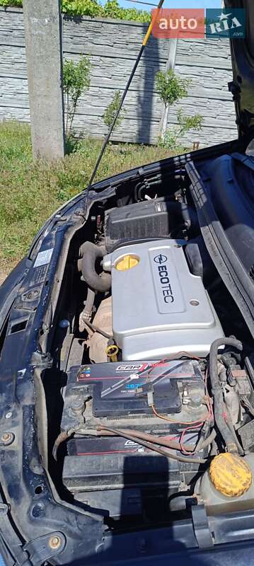 Мінівен Opel Zafira 2003 в Дніпрі