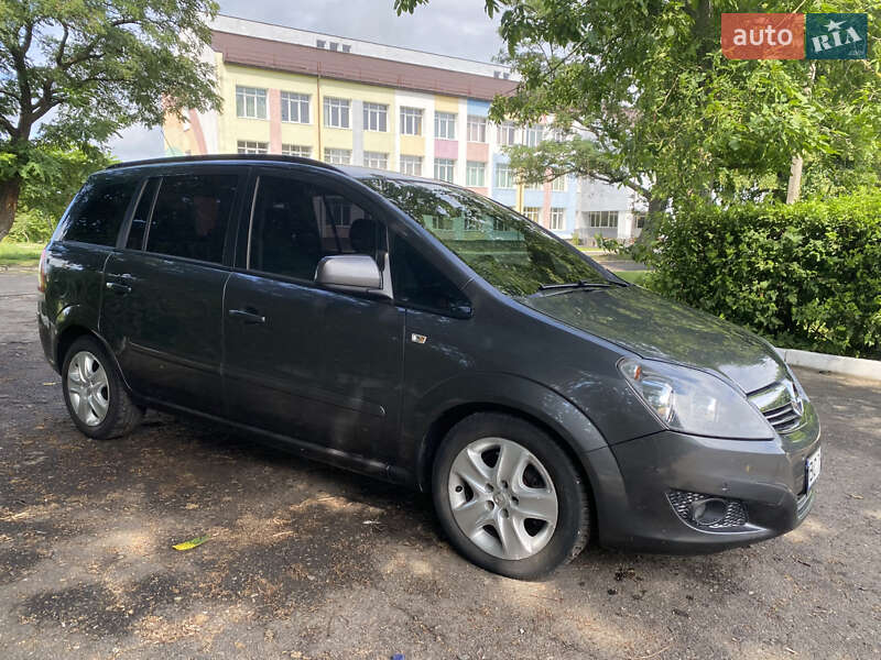 Микровэн Opel Zafira 2012 в Львове фото 3 Микровэн Opel Zafira 2012 в Львове