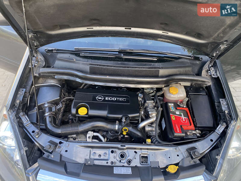 Микровэн Opel Zafira 2012 в Львове фото 23 Микровэн Opel Zafira 2012 в Львове