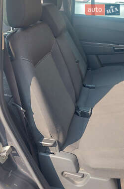 Минивэн Opel Zafira 2011 в 