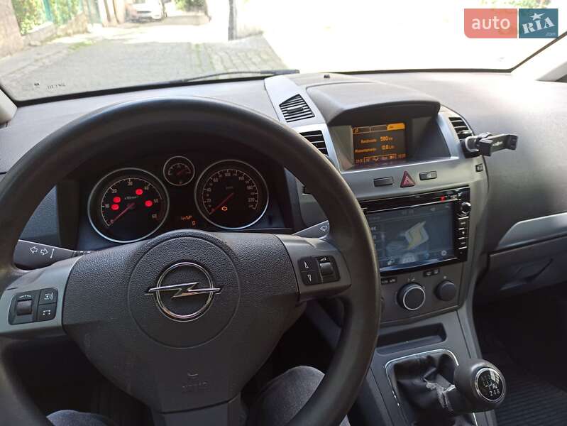 Мінівен Opel Zafira 2006 в Львові