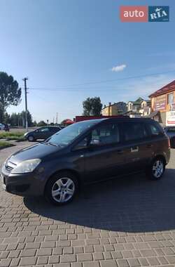 Мінівен Opel Zafira 2010 в 