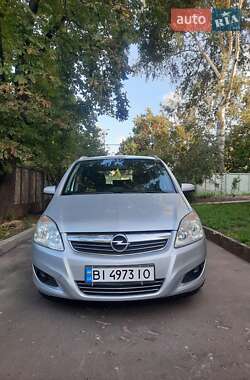 Минивэн Opel Zafira 2009 в Полтаве