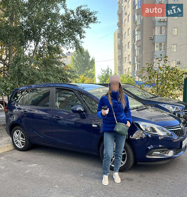 Opel Zafira 2017