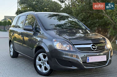 Мінівен Opel Zafira 2010 в Луцьку