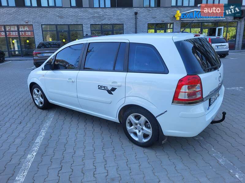 Мінівен Opel Zafira 2008 в Хмельницькому