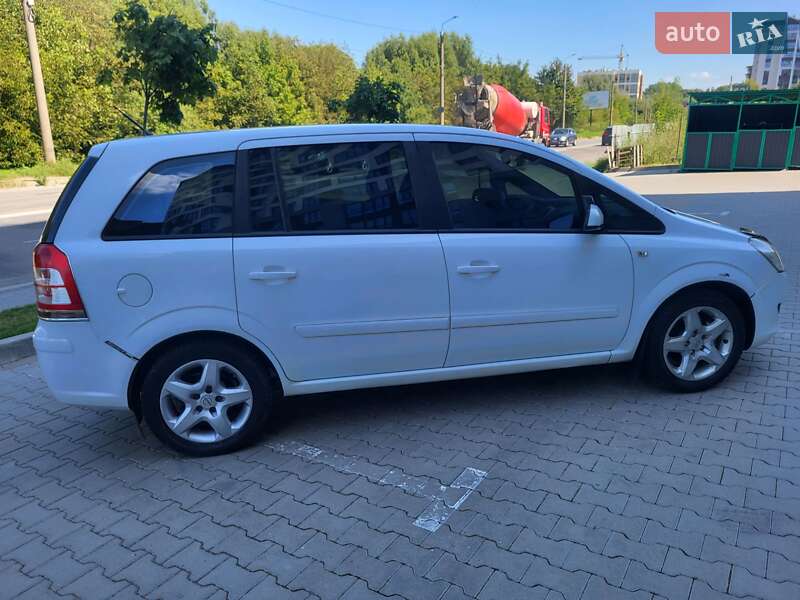 Мінівен Opel Zafira 2008 в Хмельницькому