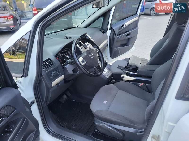Мінівен Opel Zafira 2008 в Хмельницькому