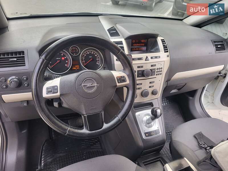 Мінівен Opel Zafira 2008 в Хмельницькому