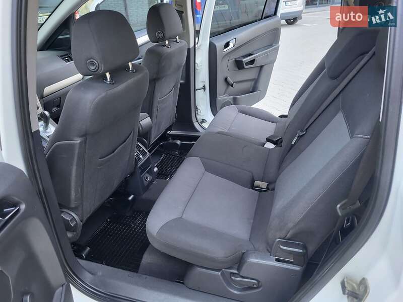 Мінівен Opel Zafira 2008 в Хмельницькому