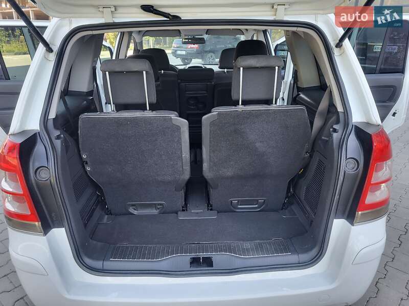 Мінівен Opel Zafira 2008 в Хмельницькому