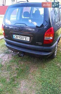 Минивэн Opel Zafira 2000 в 