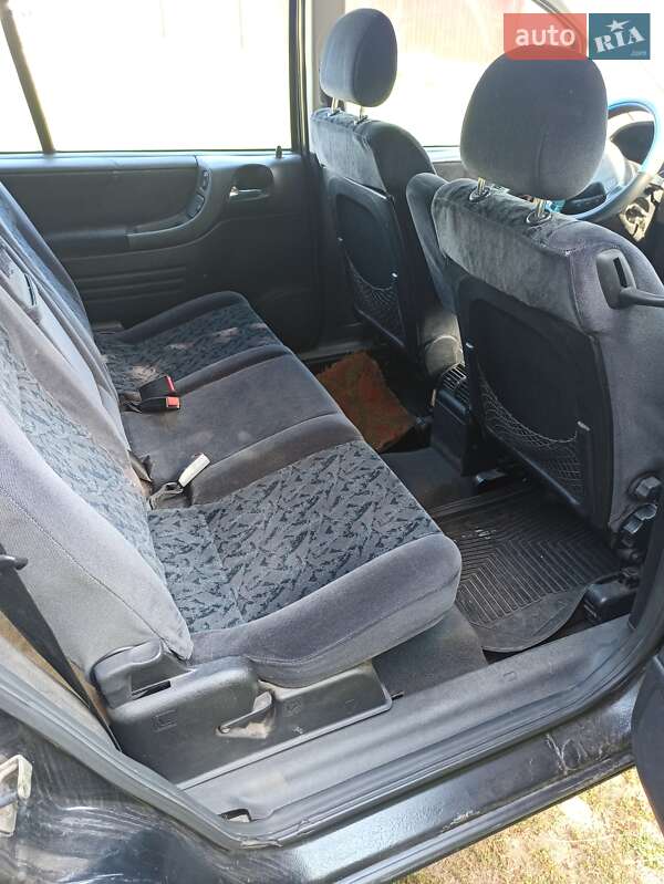 Мінівен Opel Zafira 2000 в Прилуках