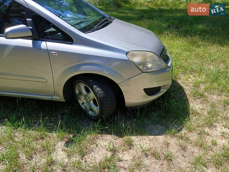 Мінівен Opel Zafira 2008 в Львові