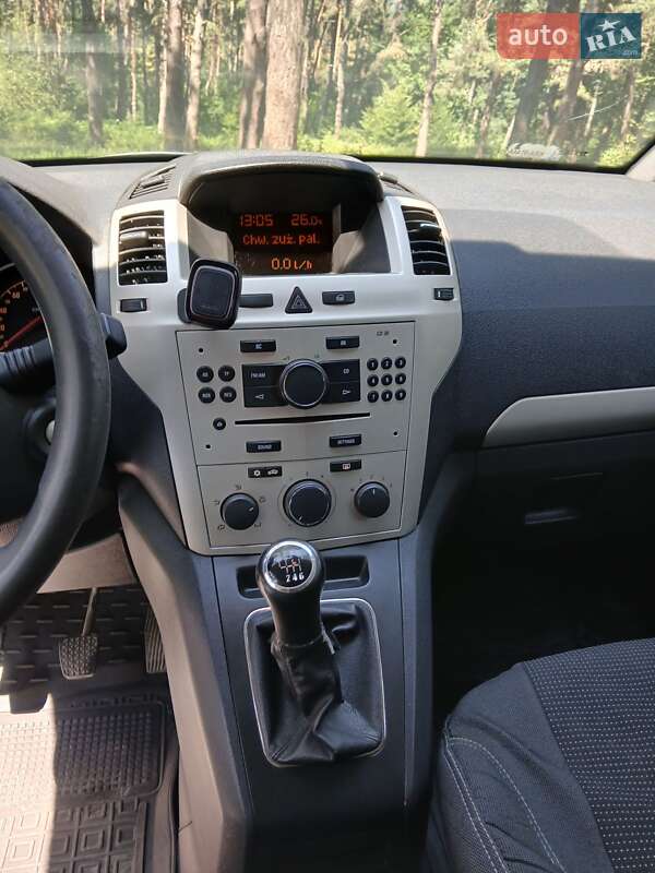 Мінівен Opel Zafira 2008 в Львові