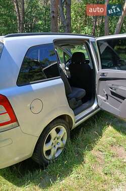 Минивэн Opel Zafira 2008 в Львове