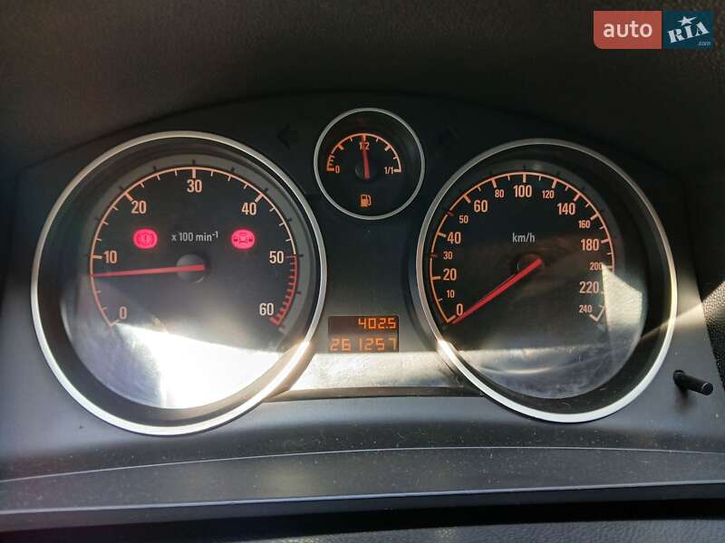 Мінівен Opel Zafira 2008 в Львові