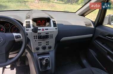 Минивэн Opel Zafira 2008 в Львове