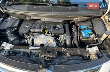 Минивэн Opel Zafira 2013 в 