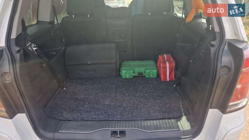 Минивэн Opel Zafira 2007 в Подольске фото 9 Минивэн Opel Zafira 2007 в Подольске