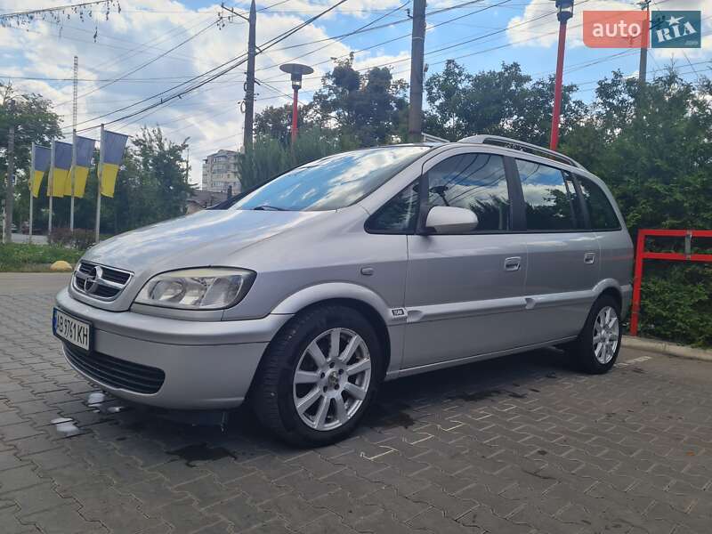 Opel Zafira 2004