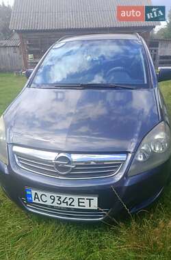 Минивэн Opel Zafira 2010 в Ковеле