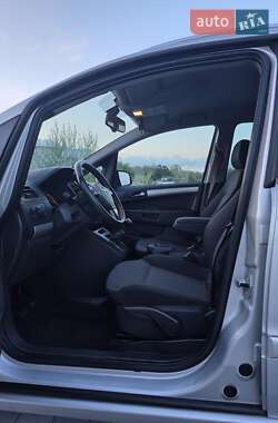 Мінівен Opel Zafira 2011 в 