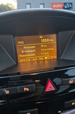 Мінівен Opel Zafira 2011 в 