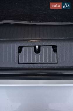 Мінівен Opel Zafira 2011 в 