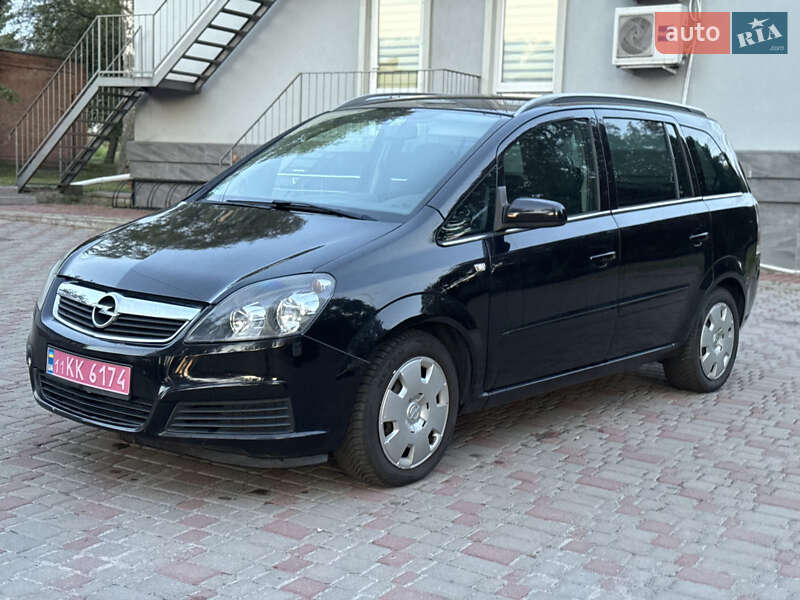 Мінівен Opel Zafira 2006 в Лубнах