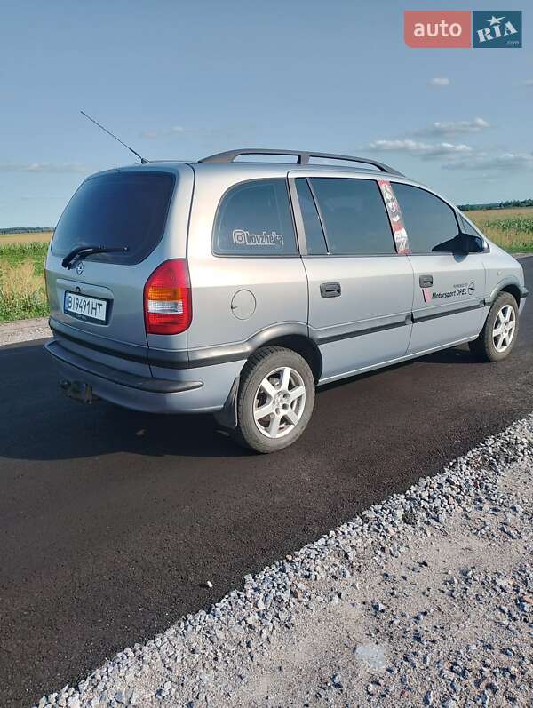 Минивэн Opel Zafira 1999 в Лохвице