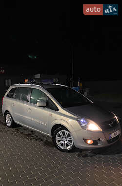 Мінівен Opel Zafira 2010 в Крюківщині