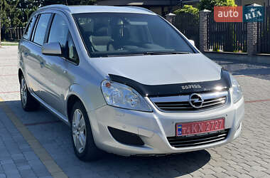 Минивэн Opel Zafira 2009 в Староконстантинове