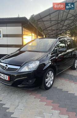 Минивэн Opel Zafira 2014 в Виннице