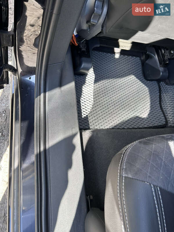 Минивэн Opel Zafira 2011 в Запорожье