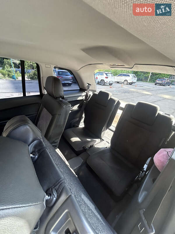 Минивэн Opel Zafira 2011 в Запорожье