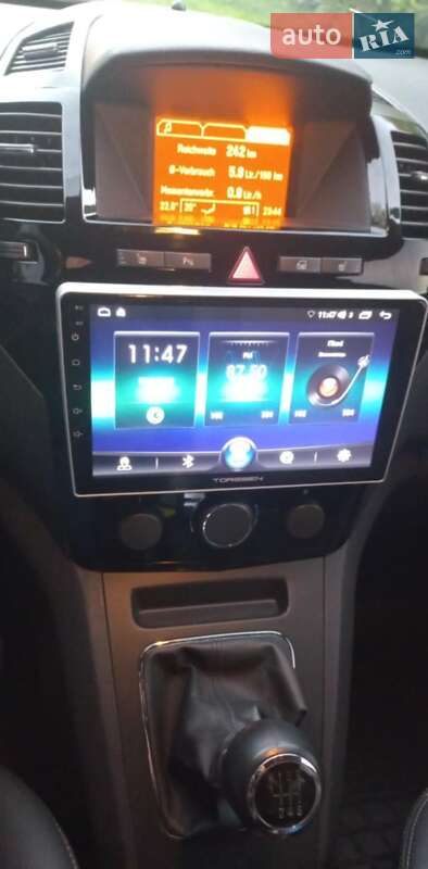 Минивэн Opel Zafira 2011 в Житомире