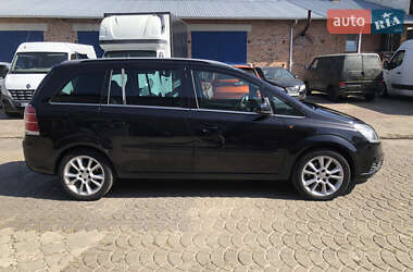 Мінівен Opel Zafira 2005 в Ковелі