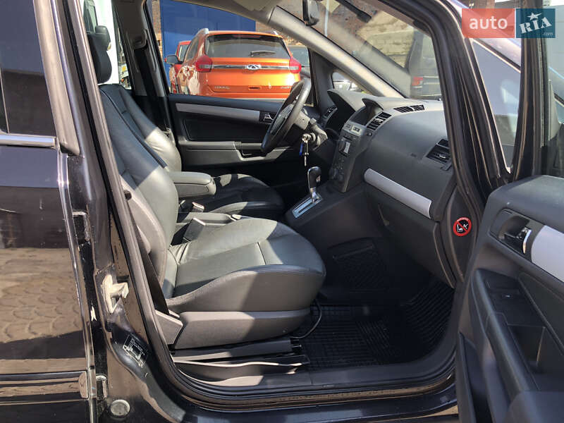 Мінівен Opel Zafira 2005 в Ковелі