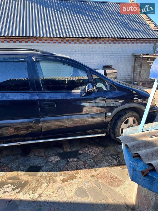 Мінівен Opel Zafira 2002 в Жашківу